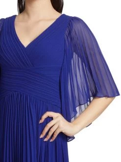 Teri Jon By Rickie Freeman Plissé V-Neck Gown -Rickie Freeman Sales 2022 unnamed file 1352